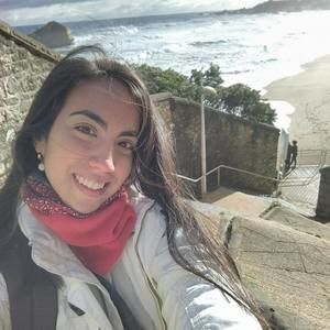 Meet your Posher, Daniela